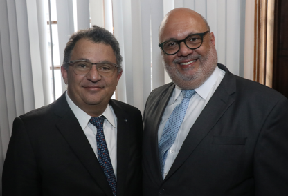 PGE-RJ prestigia entrega da Medalha Tiradentes ao Desembargador Alexandre Câmara e à Juíza Marceli Siqueira